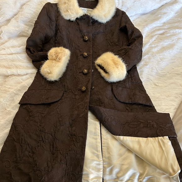 Rare Fur Trimmed 1950’s Vintage Coat